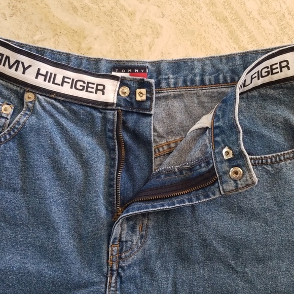 SOLD!!!VTG Tommy Hillfiger Shorts w/ Tommy Band - Picture 2 of 8